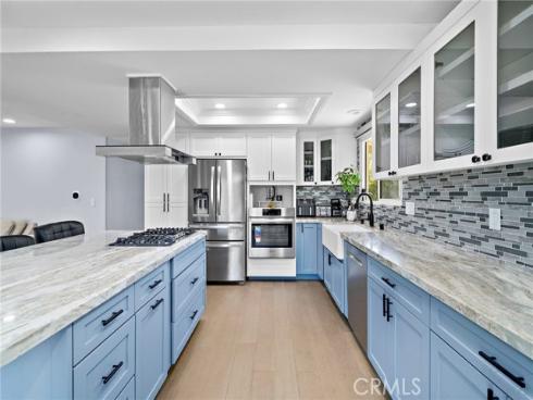 2750 San Carlos , Costa Mesa, CA