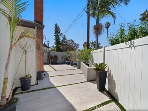 2750 San Carlos , Costa Mesa, CA
