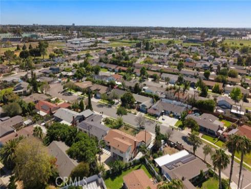 2750  San Carlos  , Costa Mesa, CA