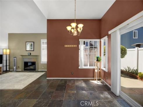 2210 Pacific Ave. #f1 , Costa Mesa, CA