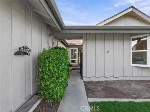 970 Cheyenne , Costa Mesa, CA