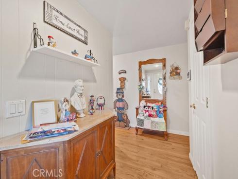 1144  El Camino Dr  , Costa Mesa, CA