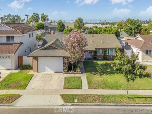1144  El Camino Dr  , Costa Mesa, CA
