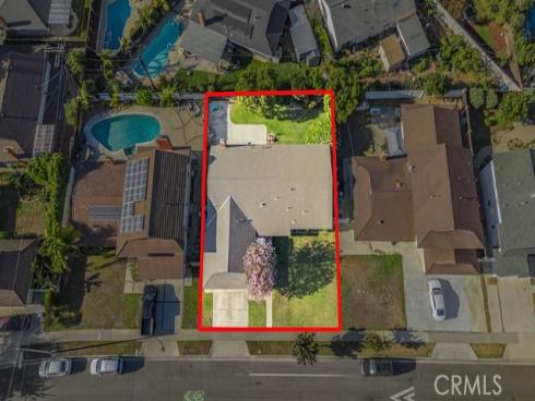 1144  El Camino Dr  , Costa Mesa, CA