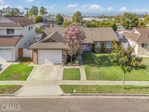 1144  El Camino Dr  , Costa Mesa, CA