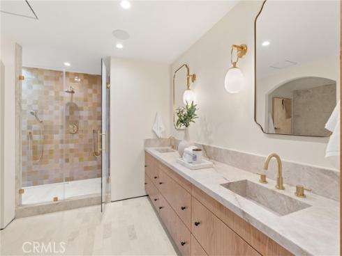 3080 Country Club Drive, Costa Mesa, CA
