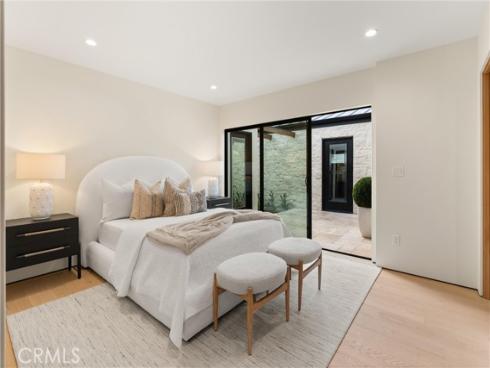 3080 Country Club Drive, Costa Mesa, CA