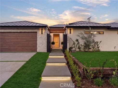 3080 Country Club Drive, Costa Mesa, CA