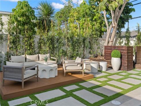3080 Country Club Drive, Costa Mesa, CA
