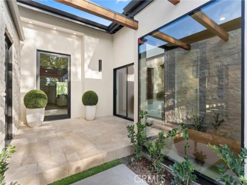 3080 Country Club Drive, Costa Mesa, CA