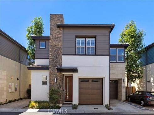 2111 Breakaway , Costa Mesa, CA