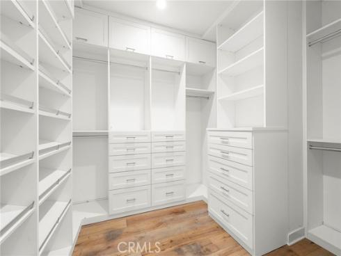 2111 Breakaway , Costa Mesa, CA