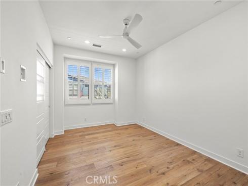 2111 Breakaway , Costa Mesa, CA