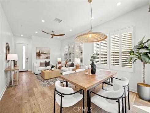 2111 Breakaway , Costa Mesa, CA