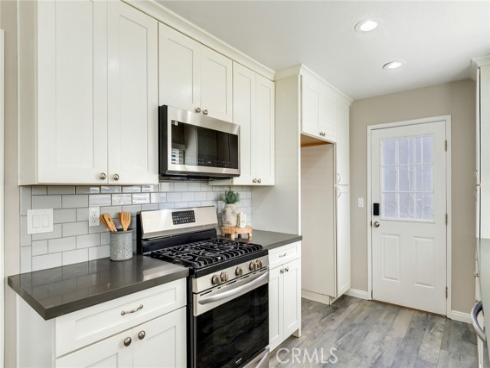 181 Yorktown Lane, Costa Mesa, CA