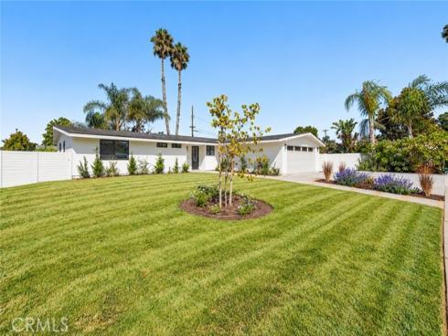 2425  Bowdoin  , Costa Mesa, CA