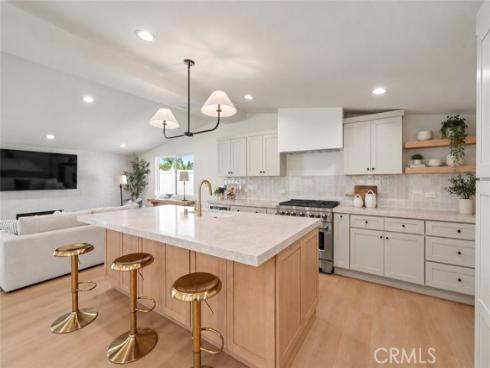 2425 Bowdoin , Costa Mesa, CA
