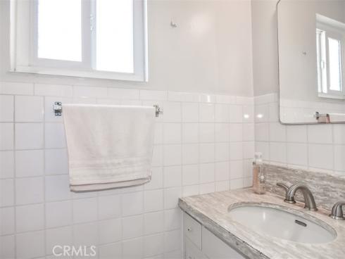 278 Santo Tomas , Costa Mesa, CA