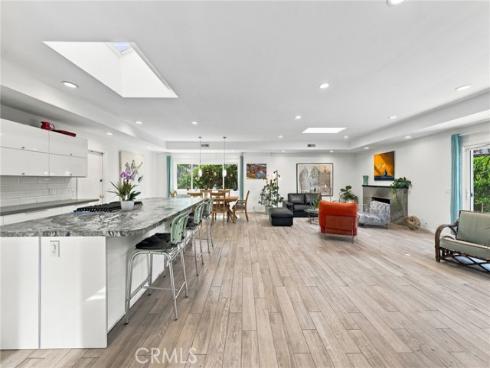 2817 La Salle , Costa Mesa, CA