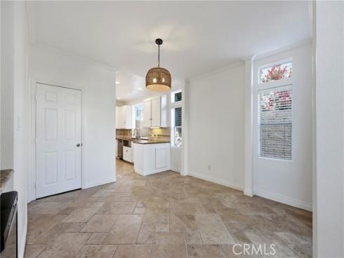 2575 Elden 3 Avenue, Costa Mesa, CA