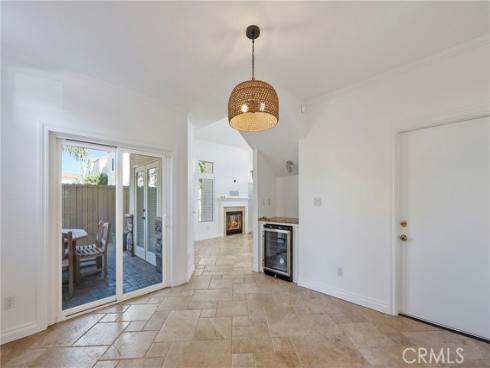 2575 Elden 3 Avenue, Costa Mesa, CA