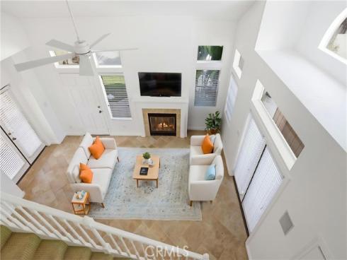 2575 Elden 3 Avenue, Costa Mesa, CA