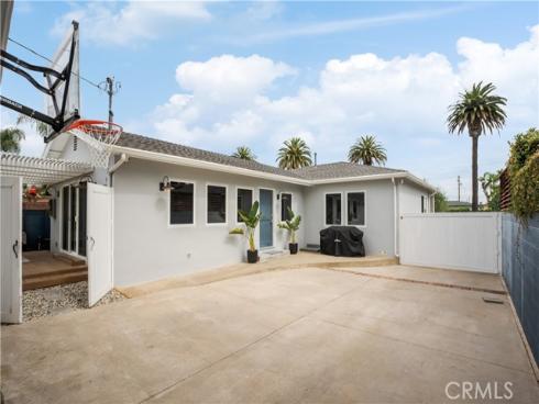 339 E 19th , Costa Mesa, CA