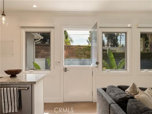 339 E 19th , Costa Mesa, CA