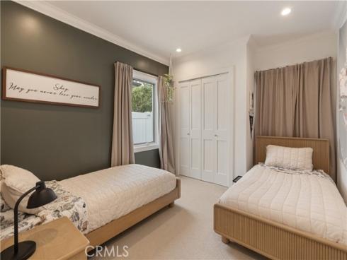339 E 19th , Costa Mesa, CA