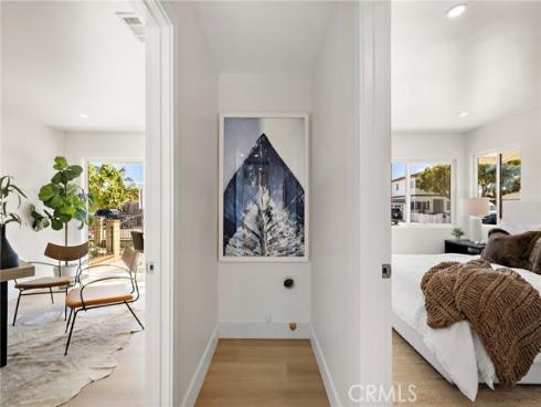 674 Senate Street, Costa Mesa, CA