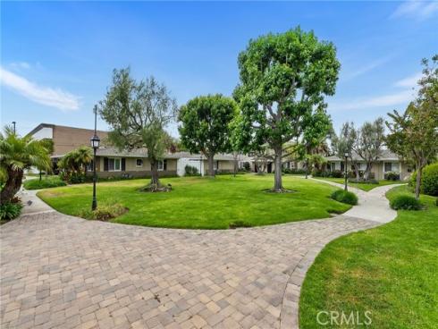 1741 Tustin 1A Avenue, Costa Mesa, CA
