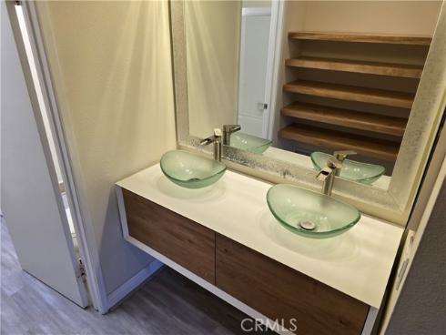 435 Bryson Springs 38 , Costa Mesa, CA
