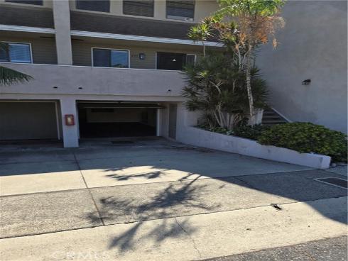 435 Bryson Springs 38 , Costa Mesa, CA