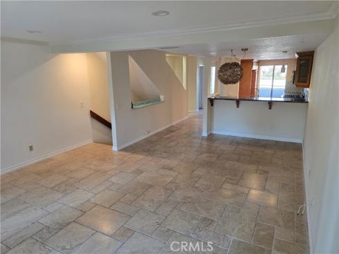 435 Bryson Springs 38 , Costa Mesa, CA