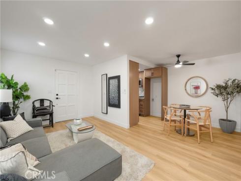 160 Yorktown , Costa Mesa, CA