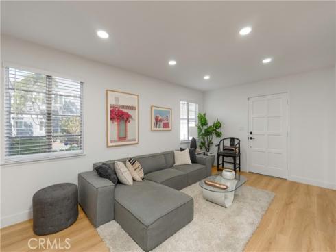 160 Yorktown , Costa Mesa, CA