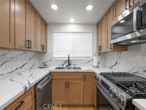 160 Yorktown , Costa Mesa, CA