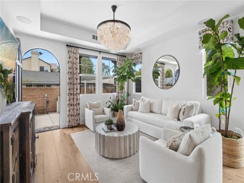 273 Mesa , Costa Mesa, CA