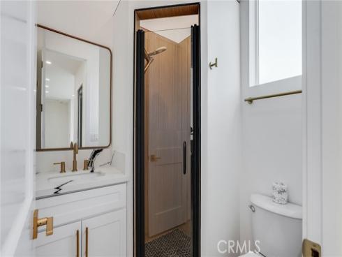 1822 Pomona , Costa Mesa, CA