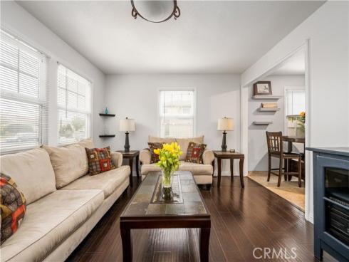 1822 Pomona , Costa Mesa, CA