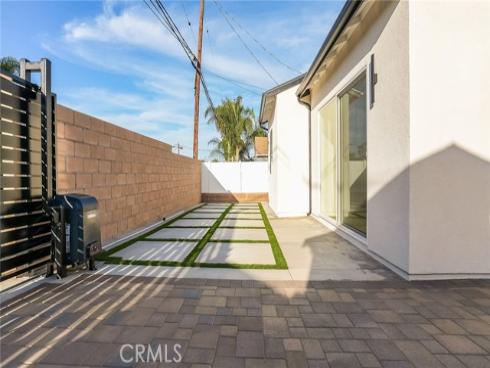 1822 Pomona , Costa Mesa, CA