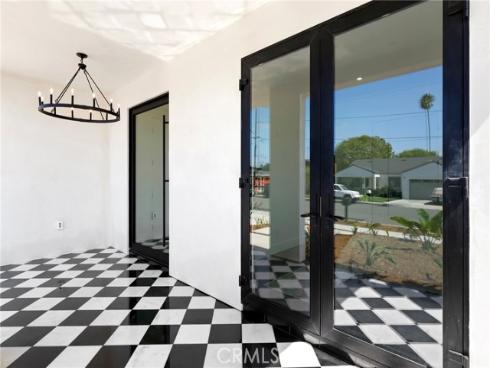 228 Costa Mesa Street, Costa Mesa, CA