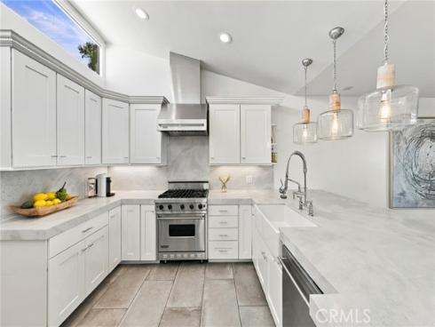1222 Las Arenas 23 Way, Costa Mesa, CA