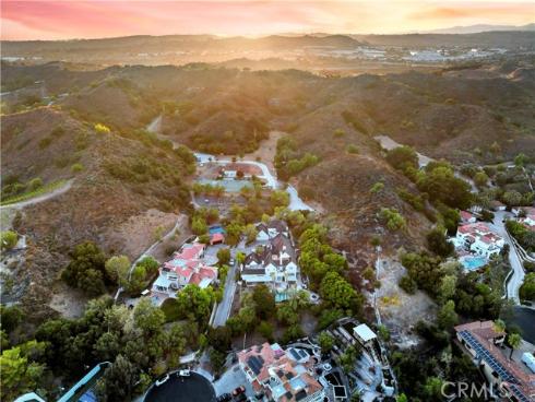 2 Via Terracaleta , Coto de Caza, CA