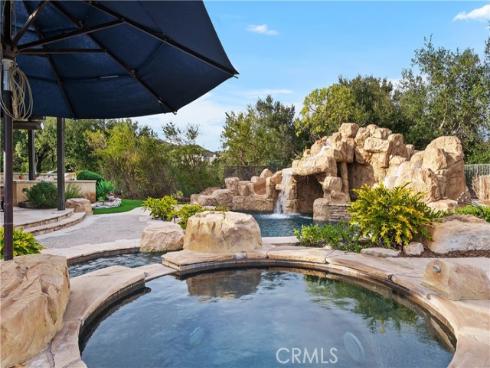 2 Fresian , Coto de Caza, CA