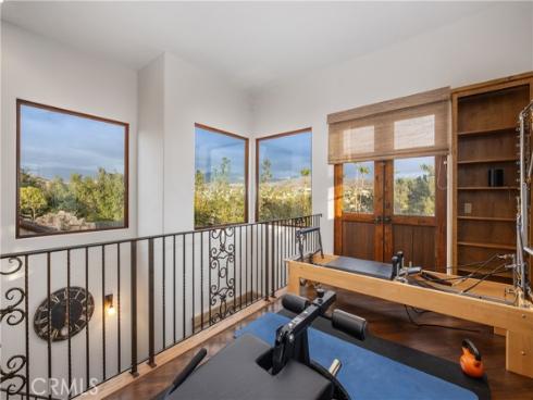 2 Fresian , Coto de Caza, CA