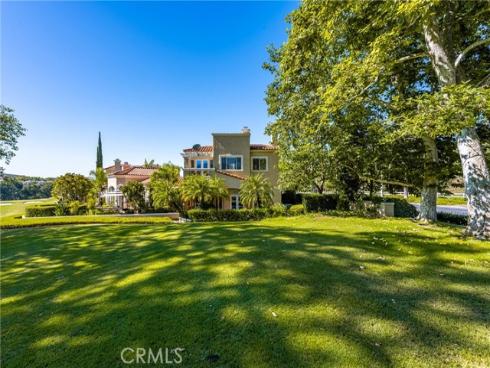 2 Via Barcaza , Coto de Caza, CA