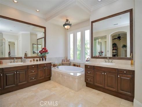 19  Rosana   Way, Coto de Caza, CA