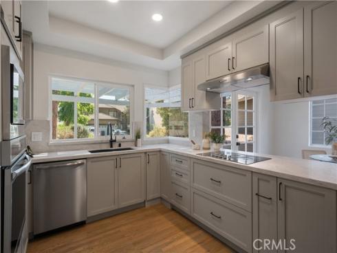 32001  Via Coyote  , Coto de Caza, CA