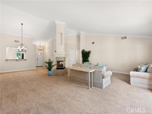 3  Portsmouth  , Coto de Caza, CA